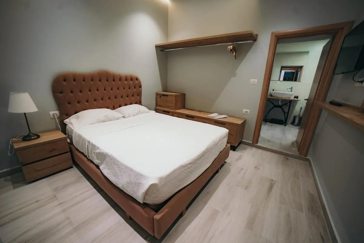 A Rustic Private Cottage With 1 Bedroom In Center Sarandë 0*,  Albânia