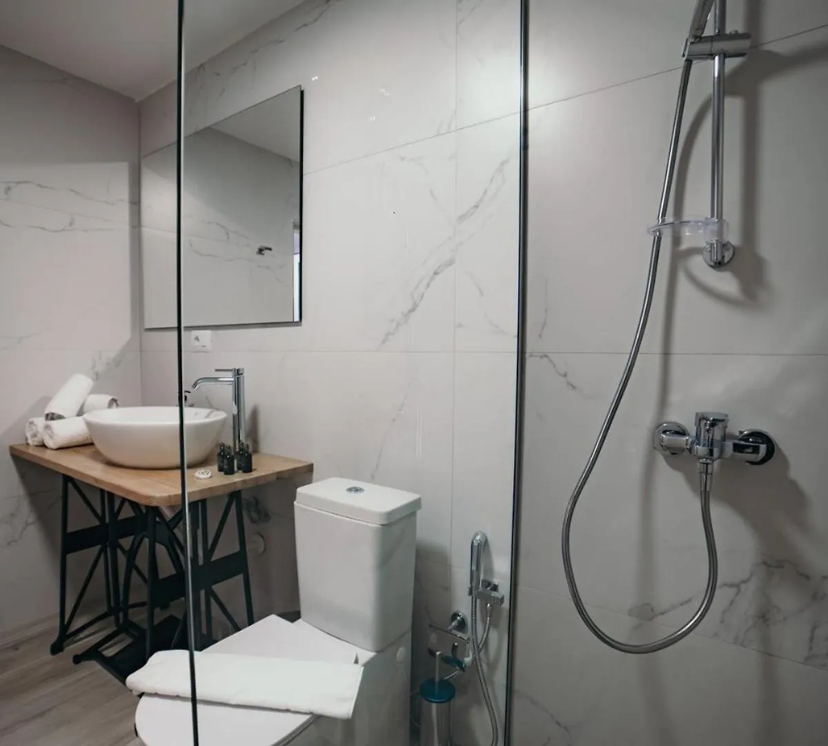 A Rustic Private Cottage With 1 Bedroom In Center Sarandë 0*,  Albânia